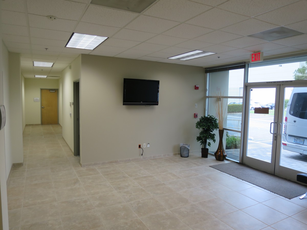 Industrial Warehouses for Lease Small industrial warehouse and flex